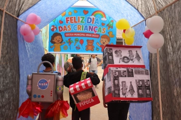 Foto - Desfile Mochila Maluca 2025 – Escola Irmã Dulce