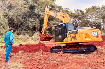 Foto - CAPACITAÇÃO EM OPERAÇÃO DE ESCAVADEIRA: FORTALECIMENTO DA QUALIFICAÇÃO PROFISSIONAL REGIONAL