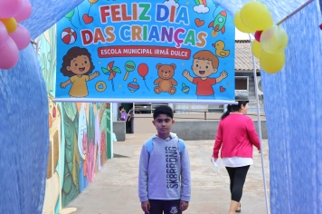 Foto - Desfile Mochila Maluca 2025 – Escola Irmã Dulce