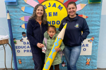 Foto - Volta às Aulas 2025 – Com Amor e Educação