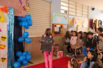 Foto - Desfile Mochila Maluca 2025 – Escola Irmã Dulce