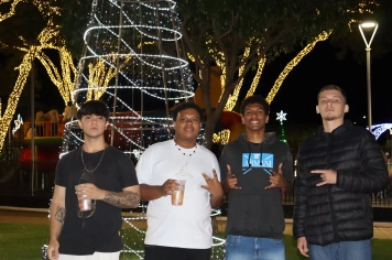 Foto - Entre Luzes e Palavras