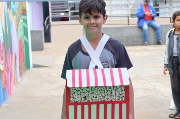 Foto - Desfile Mochila Maluca 2025 – Escola Irmã Dulce