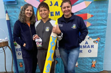 Foto - Volta às Aulas 2025 – Com Amor e Educação