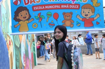 Foto - Desfile Mochila Maluca 2025 – Escola Irmã Dulce