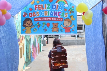 Foto - Desfile Mochila Maluca 2025 – Escola Irmã Dulce