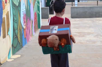 Foto - Desfile Mochila Maluca 2025 – Escola Irmã Dulce