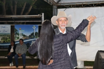 Foto - Entre Luzes e Palavras