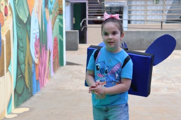 Foto - Desfile Mochila Maluca 2025 – Escola Irmã Dulce