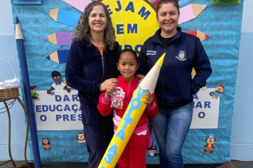 Foto - Volta às Aulas 2025 – Com Amor e Educação