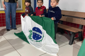Foto - Volta às Aulas 2025 – Com Amor e Educação