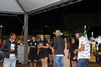 Foto - Entre Luzes e Palavras