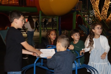 Foto - Entre Luzes e Palavras