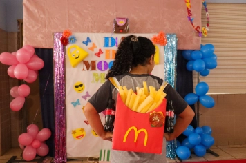 Foto - Desfile Mochila Maluca 2025 – Escola Irmã Dulce