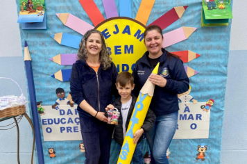 Foto - Volta às Aulas 2025 – Com Amor e Educação
