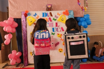 Foto - Desfile Mochila Maluca 2025 – Escola Irmã Dulce