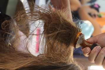 Foto - Unidade Móvel de Moda e Beleza