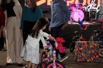 Foto - Entre Luzes e Palavras