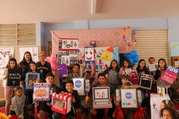 Foto - Desfile Mochila Maluca 2025 – Escola Irmã Dulce