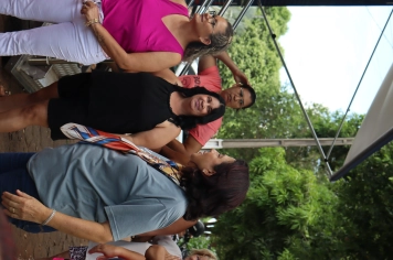 Foto - Unidade Móvel de Moda e Beleza