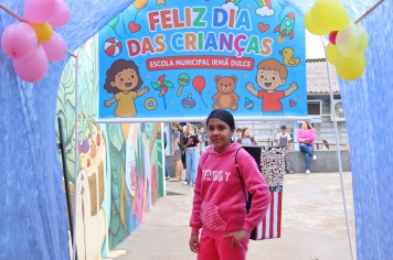 Foto - Desfile Mochila Maluca 2025 – Escola Irmã Dulce