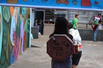 Foto - Desfile Mochila Maluca 2025 – Escola Irmã Dulce