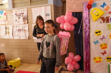 Foto - Desfile Mochila Maluca 2025 – Escola Irmã Dulce