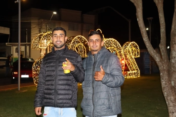 Foto - Entre Luzes e Palavras