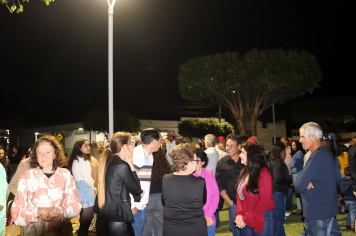 Foto - Entre Luzes e Palavras