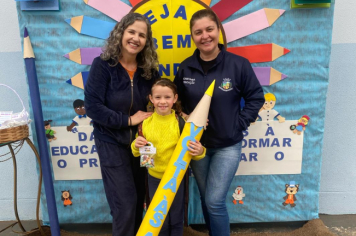Foto - Volta às Aulas 2025 – Com Amor e Educação
