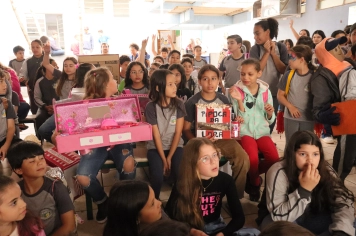 Foto - Desfile Mochila Maluca 2025 – Escola Irmã Dulce