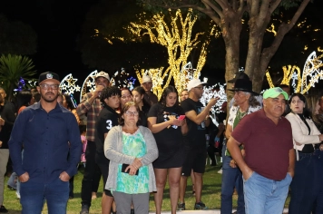 Foto - Entre Luzes e Palavras