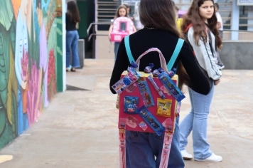 Foto - Desfile Mochila Maluca 2025 – Escola Irmã Dulce