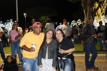 Foto - Entre Luzes e Palavras