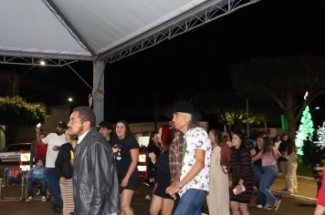 Foto - Entre Luzes e Palavras