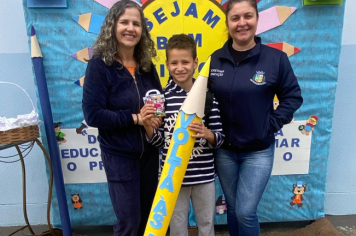 Foto - Volta às Aulas 2025 – Com Amor e Educação