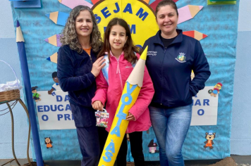Foto - Volta às Aulas 2025 – Com Amor e Educação