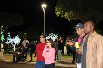 Foto - Entre Luzes e Palavras