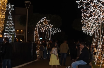 Foto - Entre Luzes e Palavras