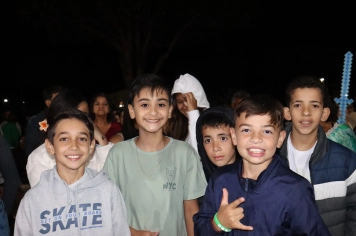 Foto - Entre Luzes e Palavras