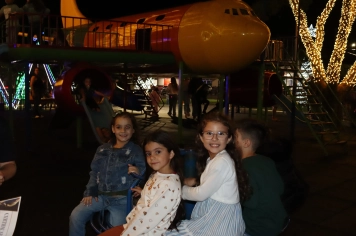 Foto - Entre Luzes e Palavras