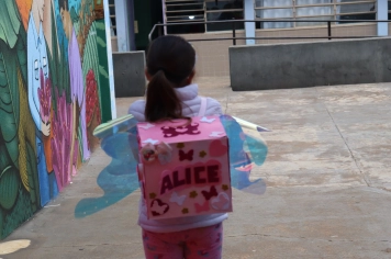 Foto - Desfile Mochila Maluca 2025 – Escola Irmã Dulce