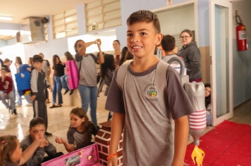 Foto - Desfile Mochila Maluca 2025 – Escola Irmã Dulce