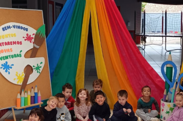 Foto - Volta às Aulas 2025 – Com Amor e Educação