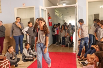 Foto - Desfile Mochila Maluca 2025 – Escola Irmã Dulce