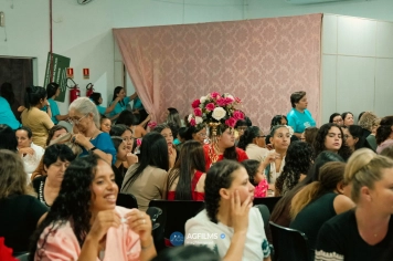 Foto - Uma Noite Para Elas: Dia da Mulher em Esperança Nova