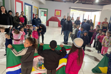 Foto - Volta às Aulas 2025 – Com Amor e Educação