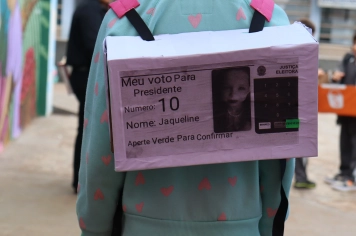 Foto - Desfile Mochila Maluca 2025 – Escola Irmã Dulce