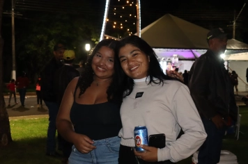 Foto - Entre Luzes e Palavras