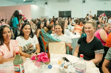 Foto - Uma Noite Para Elas: Dia da Mulher em Esperança Nova